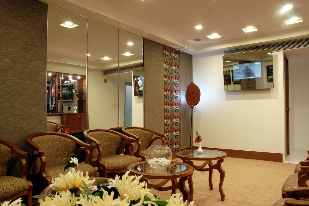 فندق أحمد أبادفي  فندق ذا ميتروبول المظهر الخارجي الصورة
